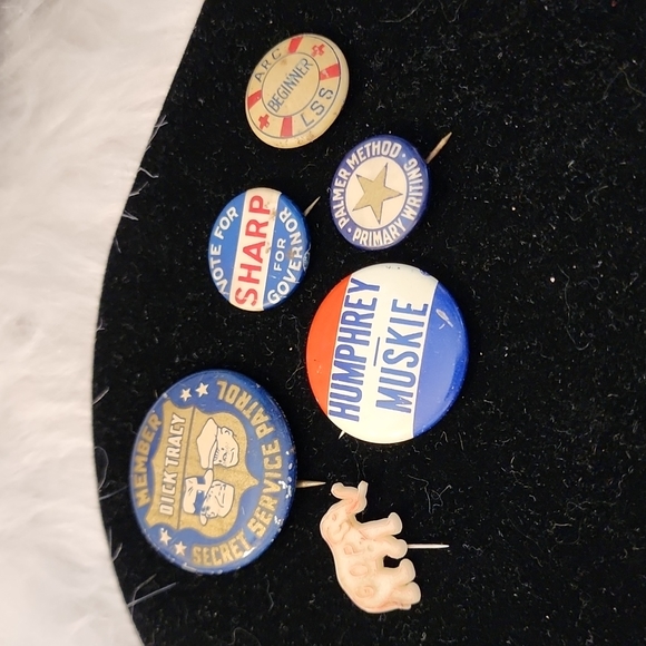 Vintage Button Bundle - Picture 2 of 3